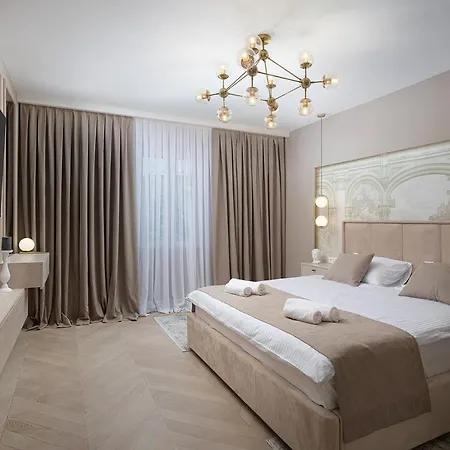 Via Flavia Luxury Accommodation With Free Private Parking Pula Exterior photo